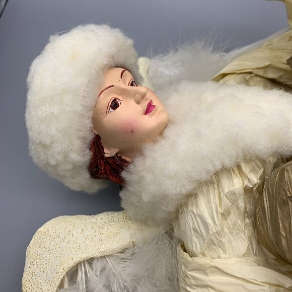 16" Angel Tree Topper Porcelain Face & Hands Cream & Gold Dress - Picture 5 of 12